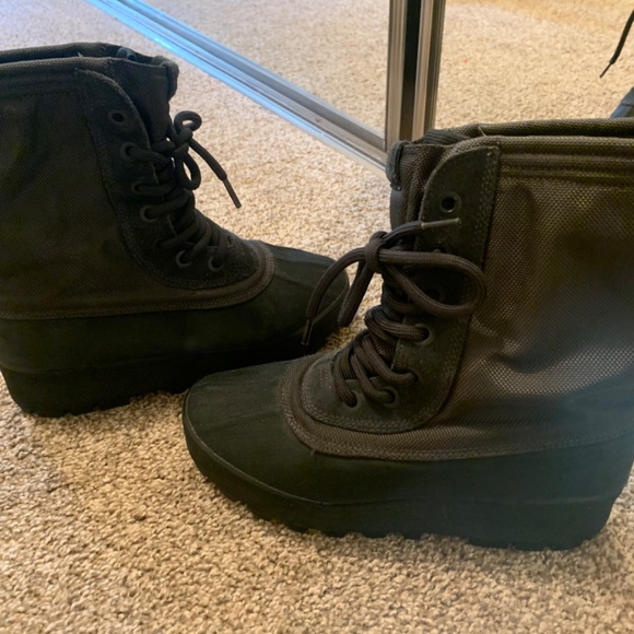 Yeezy 950 M Size 6.5 AQ4831 main image 10
